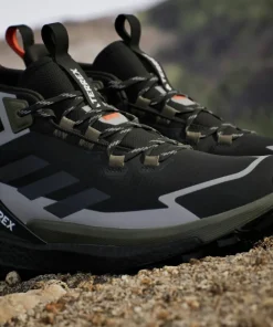 Sale Adidas Men's Terrex Free Hiker 2 Gore-Tex Core Black/Carbon/Olistr Cblack/Carbon/Olistr