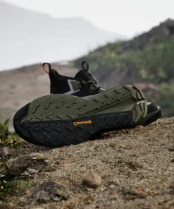Sale Adidas Men's Terrex Free Hiker 2 Gore-Tex Core Black/Carbon/Olistr Cblack/Carbon/Olistr
