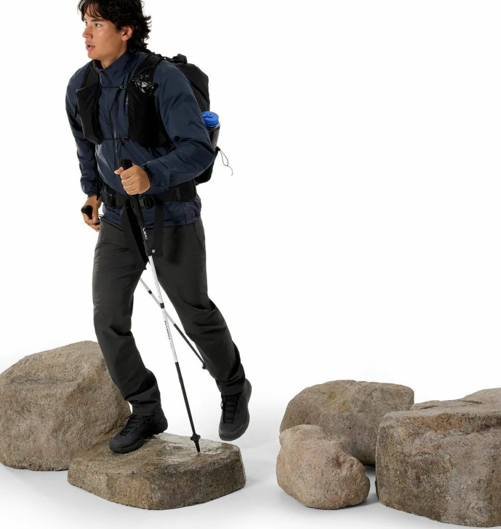 Arc'teryx Men's Atom Jacket Black Sapphire