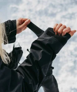 New Burton Women's Ak Gore Upshift Jacket True Black