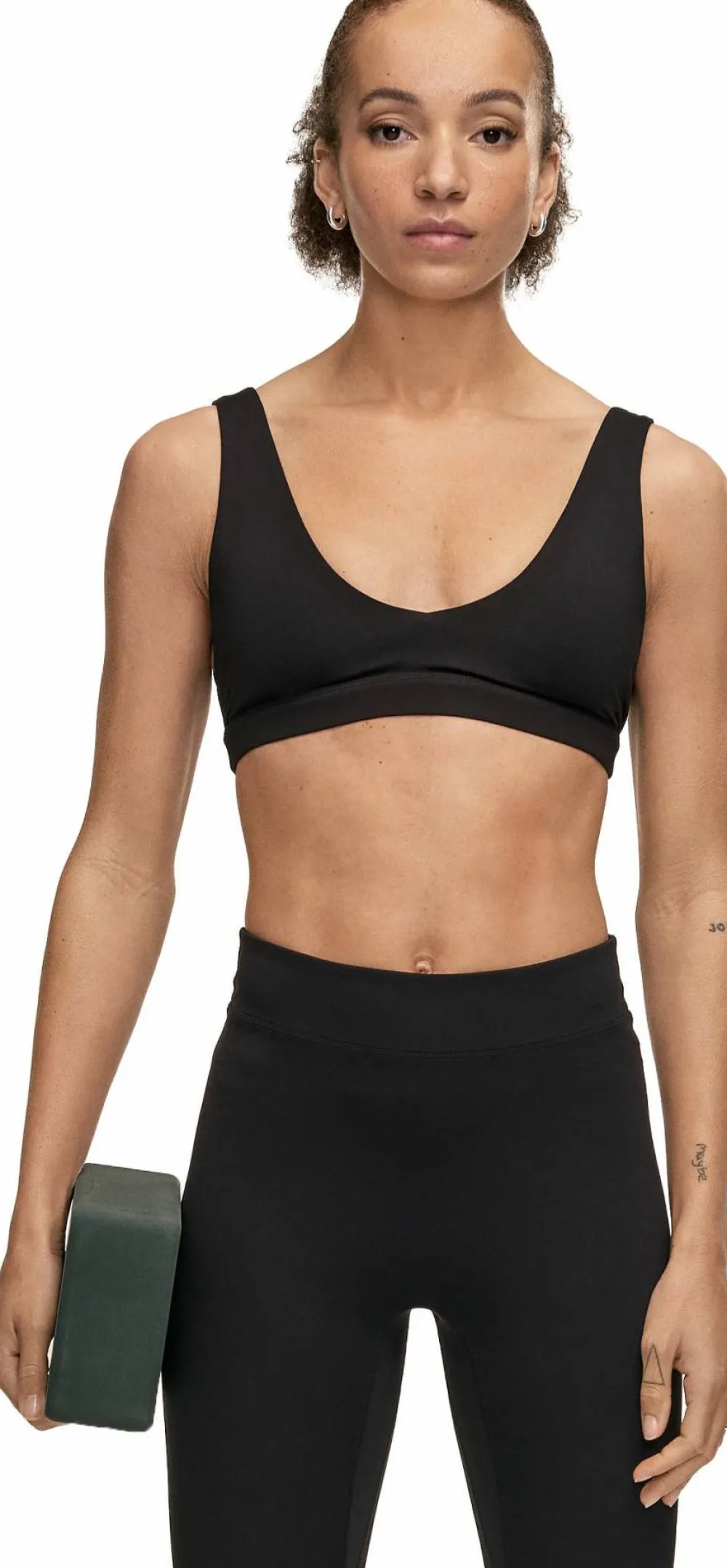 Best Casall Women's Soft Touch Padded Sports Bra Black