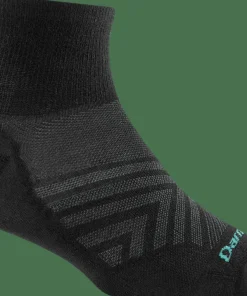 Online Darn Tough Women's Run Quarter No Cushion Ultra-Lightweight Sock Black