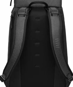 Outlet Db Hugger Backpack 30L Reflective Black