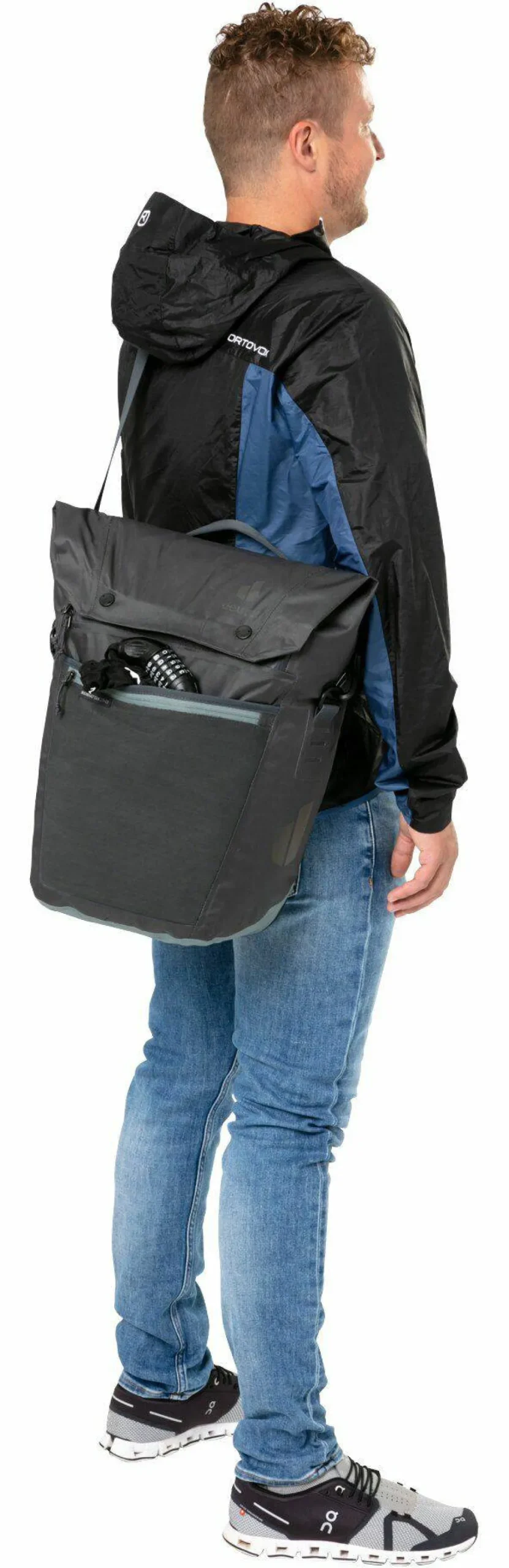 Outlet Deuter Mainhattan 17+10L Graphite/Shale