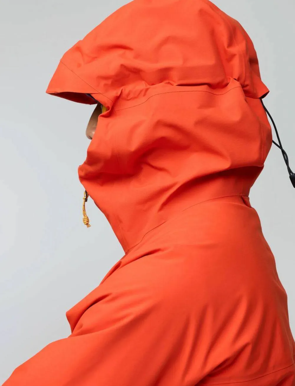 Outlet Fjällräven Men's Bergtagen GORE-TEX Pro Jacket Flame Orange