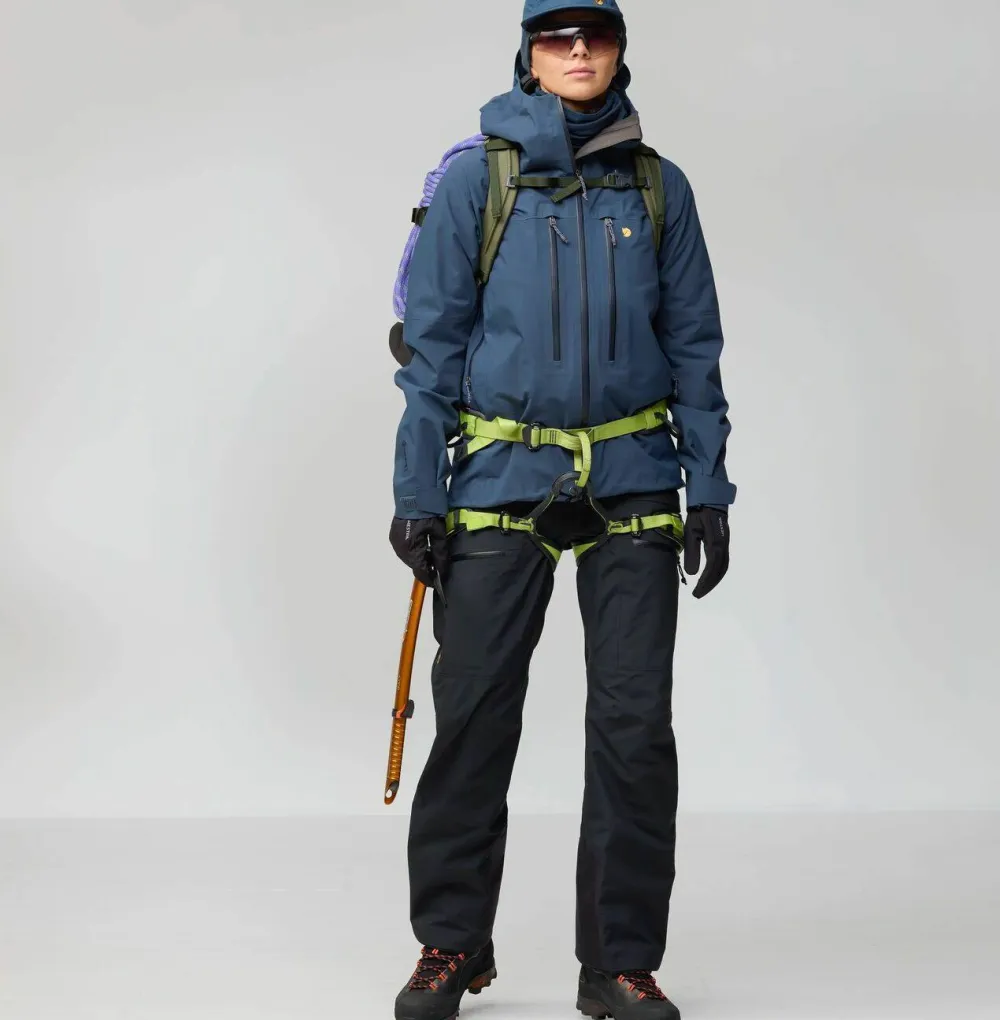 Best Fjällräven Women's Bergtagen GORE-TEX Pro Jacket Flame Orange