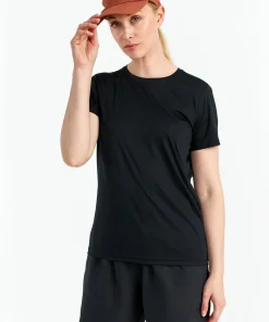 Discount Hellner Women's Core Running Tee Black Beauty
