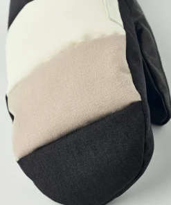 Online Hestra CZone Frame - Mitt Black/Beige