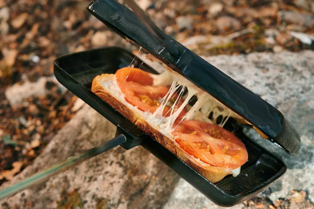 Clearance Hällmark Sandwich Toaster Cast Iron Grey