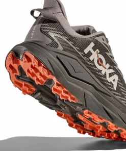 New Hoka Women's Challenger 8 GORE-TEX Cement/Gravel
