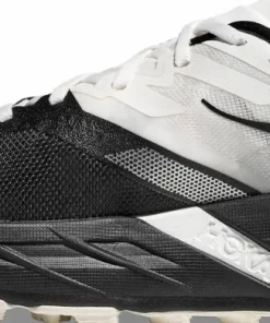 New Hoka Women's Speedgoat 7 Black/White