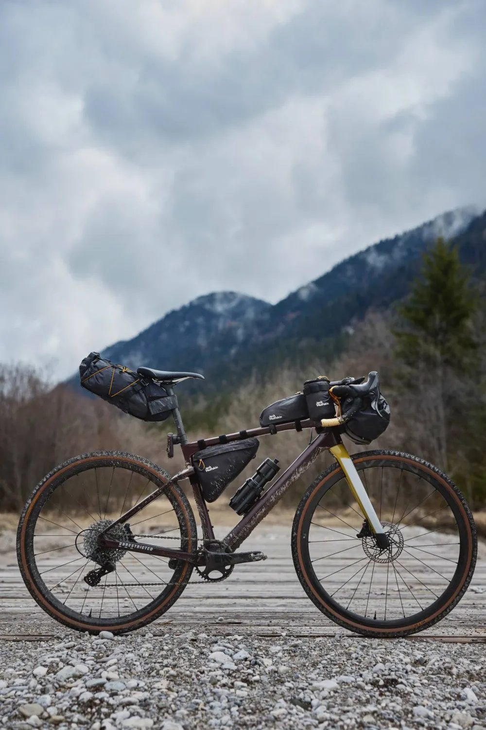 Outlet Jack Wolfskin Morobbia Tube Bag Flash Black