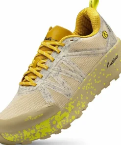 Best Joe Nimble Men's Trail Addict Pro-R Beige