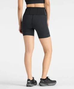 Sale New Balance Women's Sleek Storage Race Short 6 Black