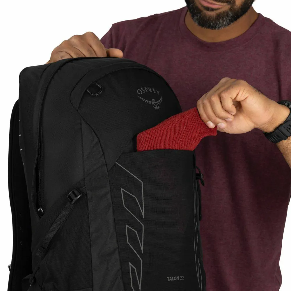New Osprey Men's Talon 22 Black/Coal Grey