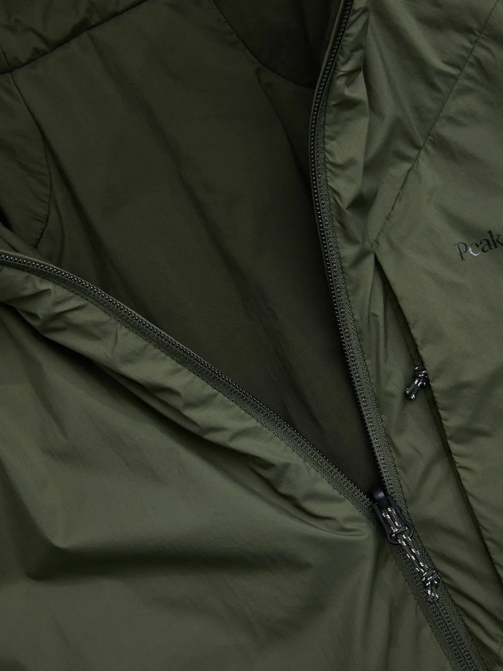 Best Peak Performance Men's Freelight Reversible Hood Pine Needle