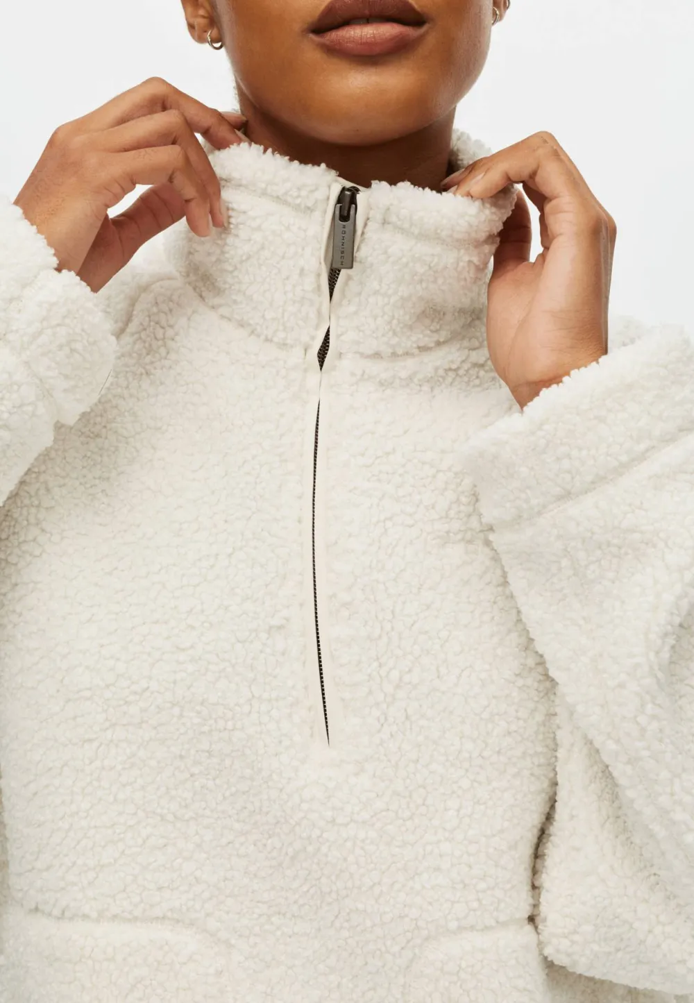 Discount Röhnisch Women's Cloud Pile Anorak Tofu