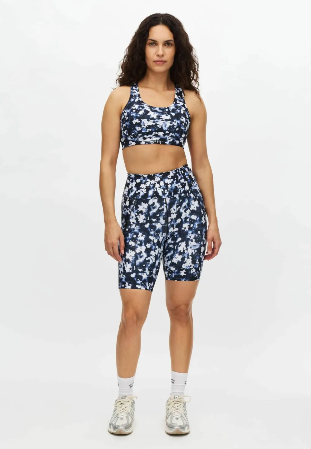 New Röhnisch Women's Flattering Printed Bike Tights Indigo Bloom