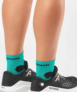 Discount Salomon Women's Ultra Glide 4 Black/White/Silver Cloud