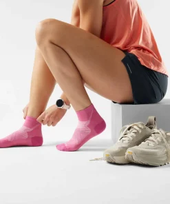 Smartwool Women's Run Ankle Socks Zero Cushion Garden Pink