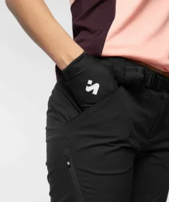 Hot Sweet Protection Women's Hunter Slashed Shorts Black