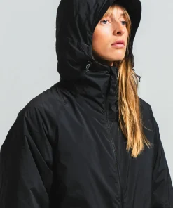 Discount Varg Women's Vålå L2 Parka Carbon Black